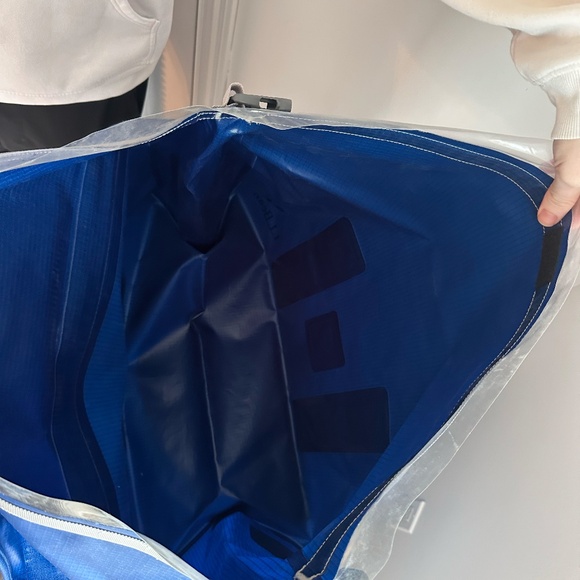 NWT LL Bean Adventure Pro Waterproof Duffle 60L in BLUE - Picture 8 of 12